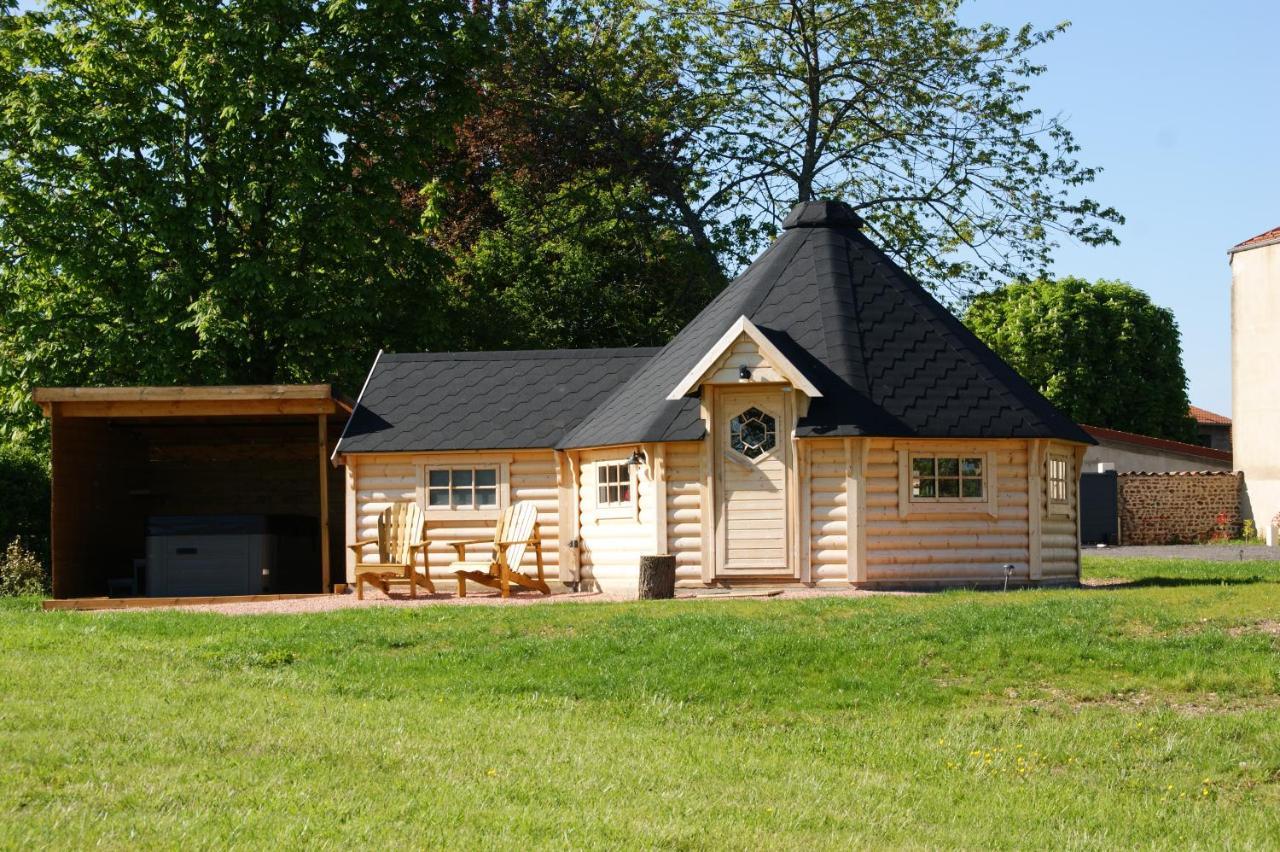Les Cabanes Du Grand Nord Pradines (Loire) Exterior foto