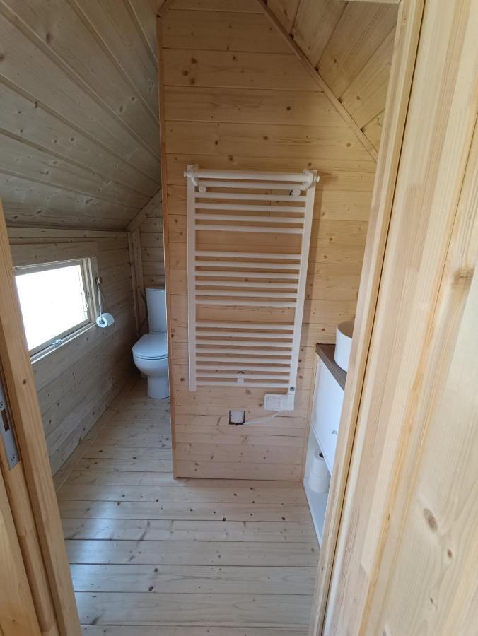 Les Cabanes Du Grand Nord Pradines (Loire) Exterior foto